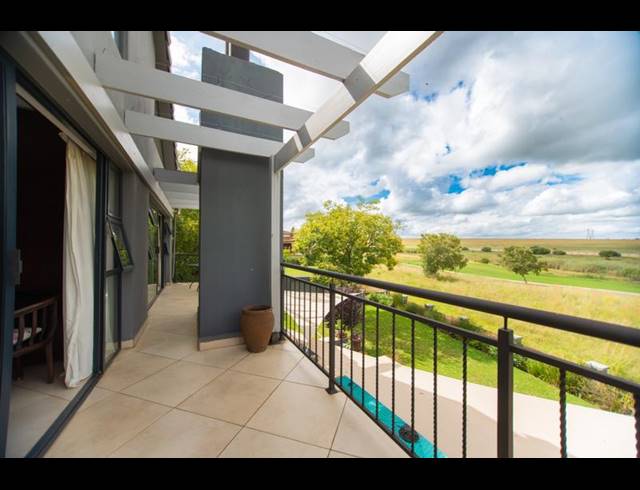 5 BEDROOM HOUSE FOR SALE IN COPPERLEAF ESTATE